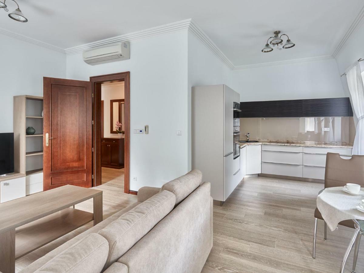 קרלובי וארי Apartment Villa Dionysus מראה חיצוני תמונה