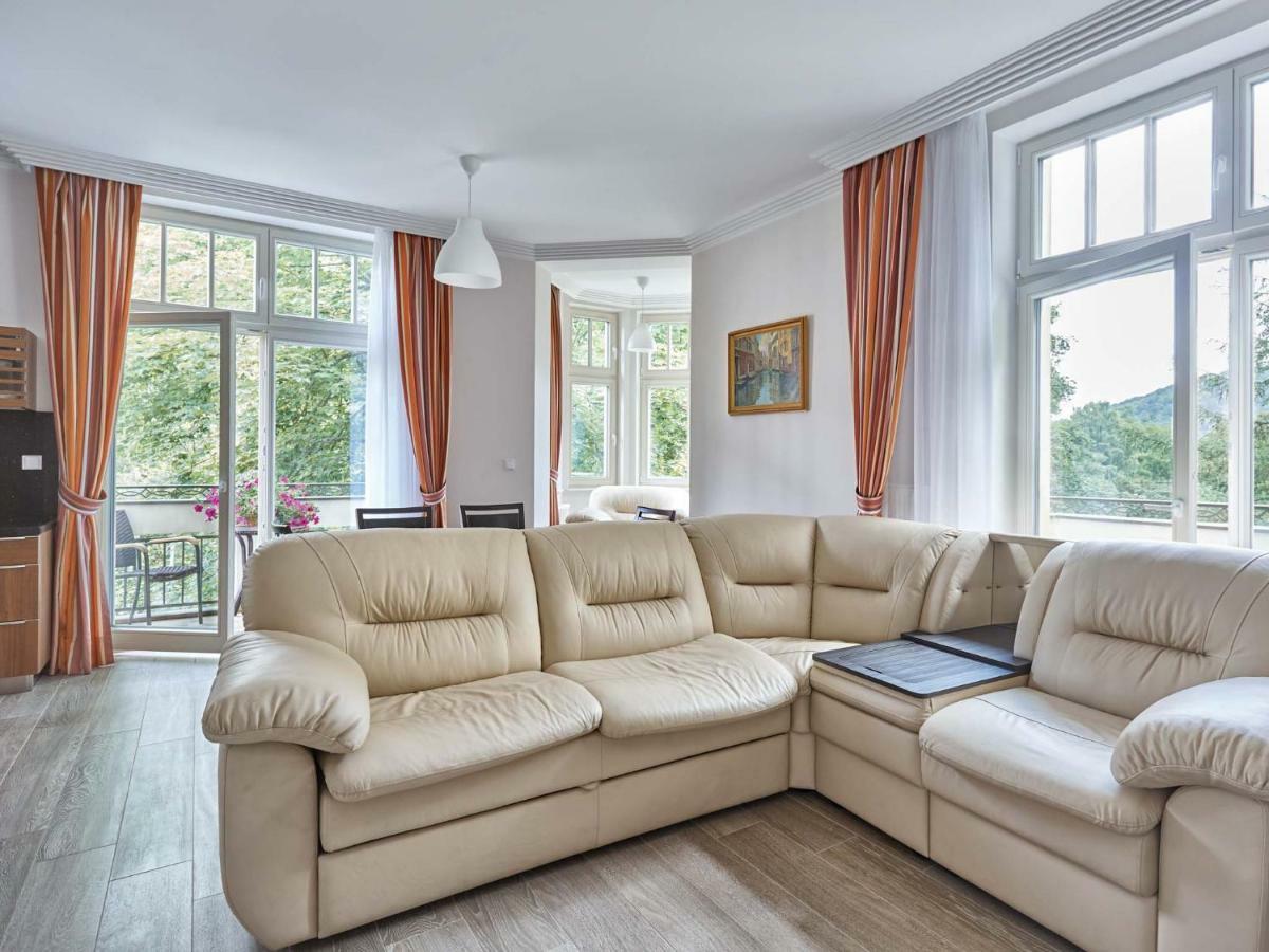 קרלובי וארי Apartment Villa Dionysus מראה חיצוני תמונה