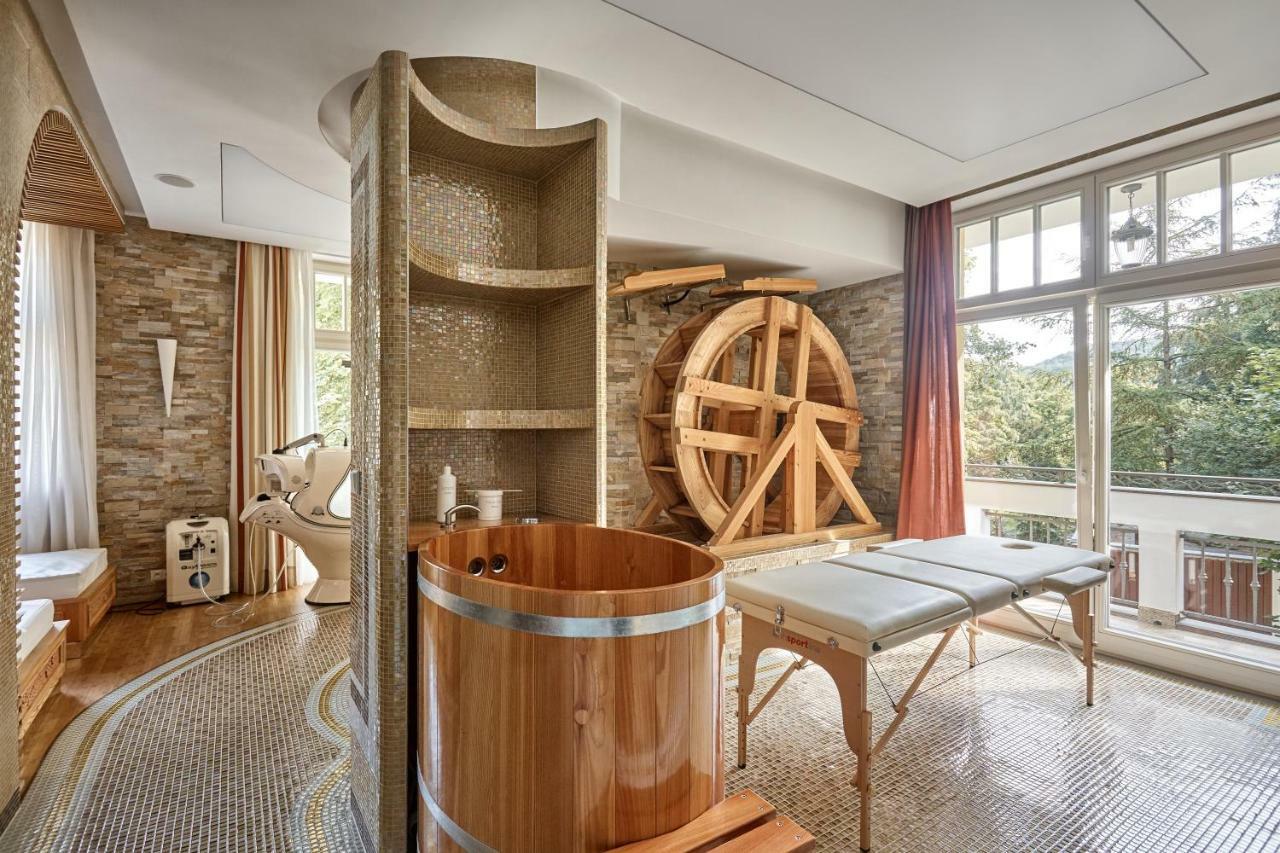 קרלובי וארי Apartment Villa Dionysus מראה חיצוני תמונה